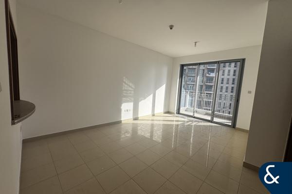 Vacant Now | Pool View | Spacious and airy